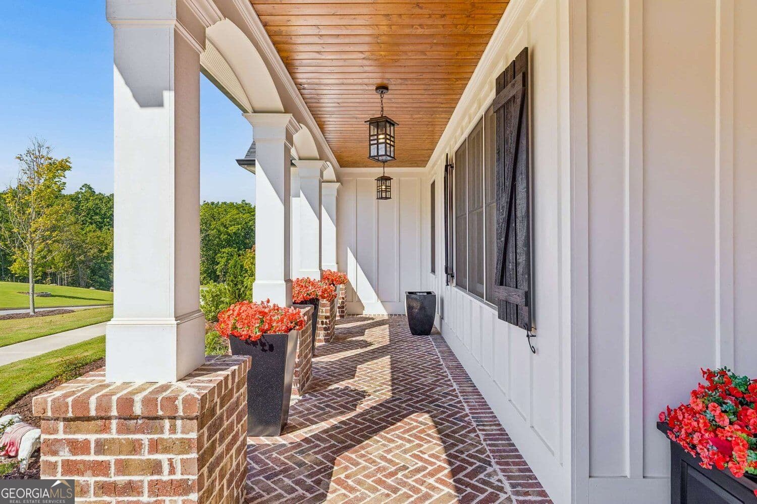 3 bedroom, 2 bathroom, 2,432 sq ft single family residence for sale at 208 Sawyers Farm Drive, Waleska, GA 30183 — photo 4