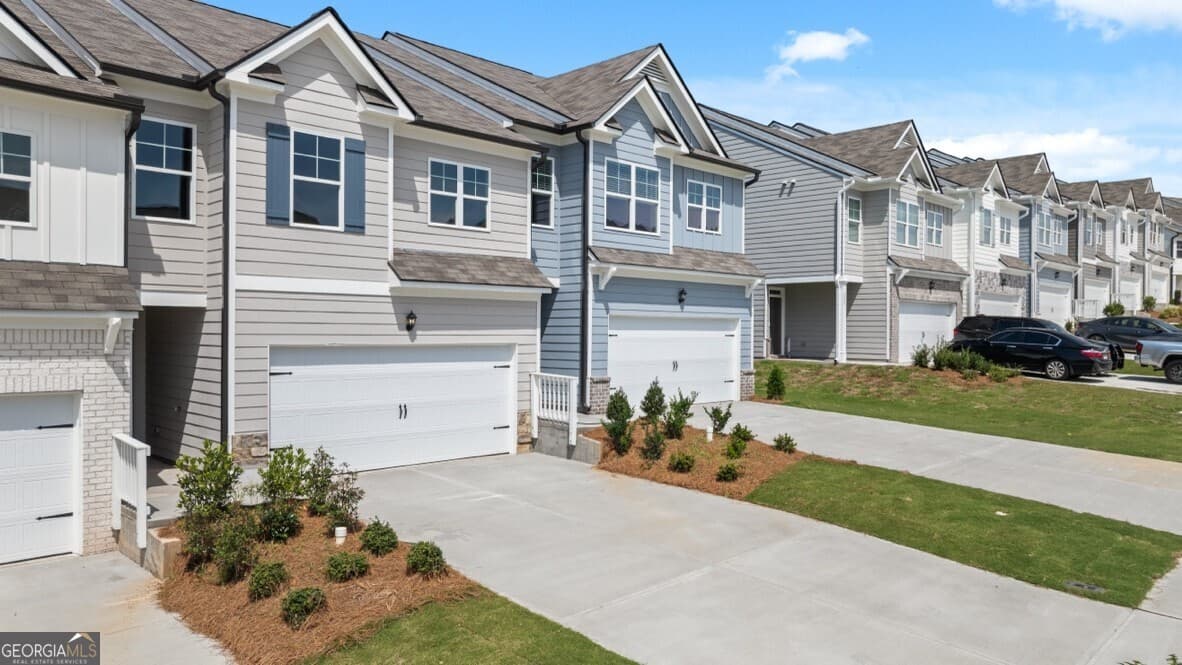 3 bedroom, 2.5 bathroom townhouse for sale at 244 Deerberry Drive, Jasper, GA 30143 — photo 2