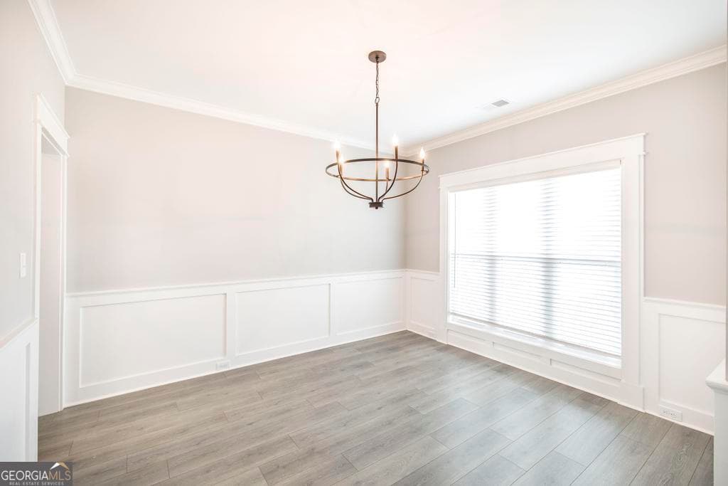 5 bedroom, 3 bathroom, 2,418 sq ft single family residence for sale at 613 Jeffery Thomas Drive, Bonaire, GA 31005 — photo 9