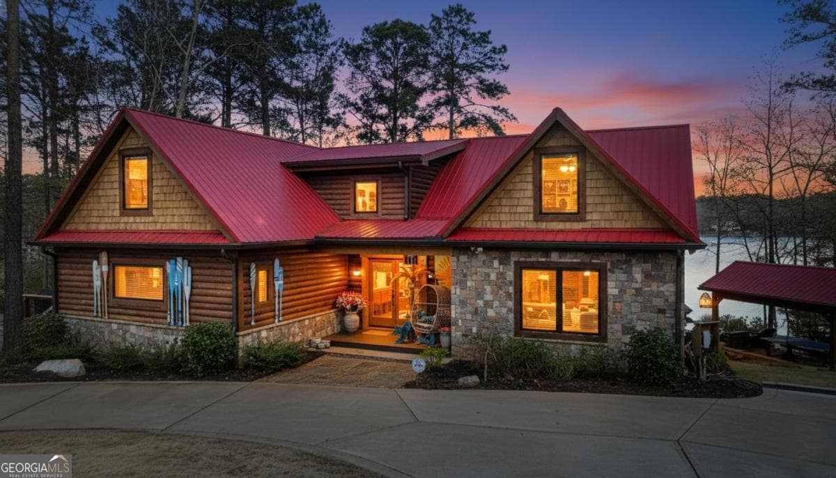 5 bedroom, 6.5 bathroom, 5,851 sq ft single family residence for sale at 125 Rock Island Lane, Eatonton, GA 31024 — photo 2