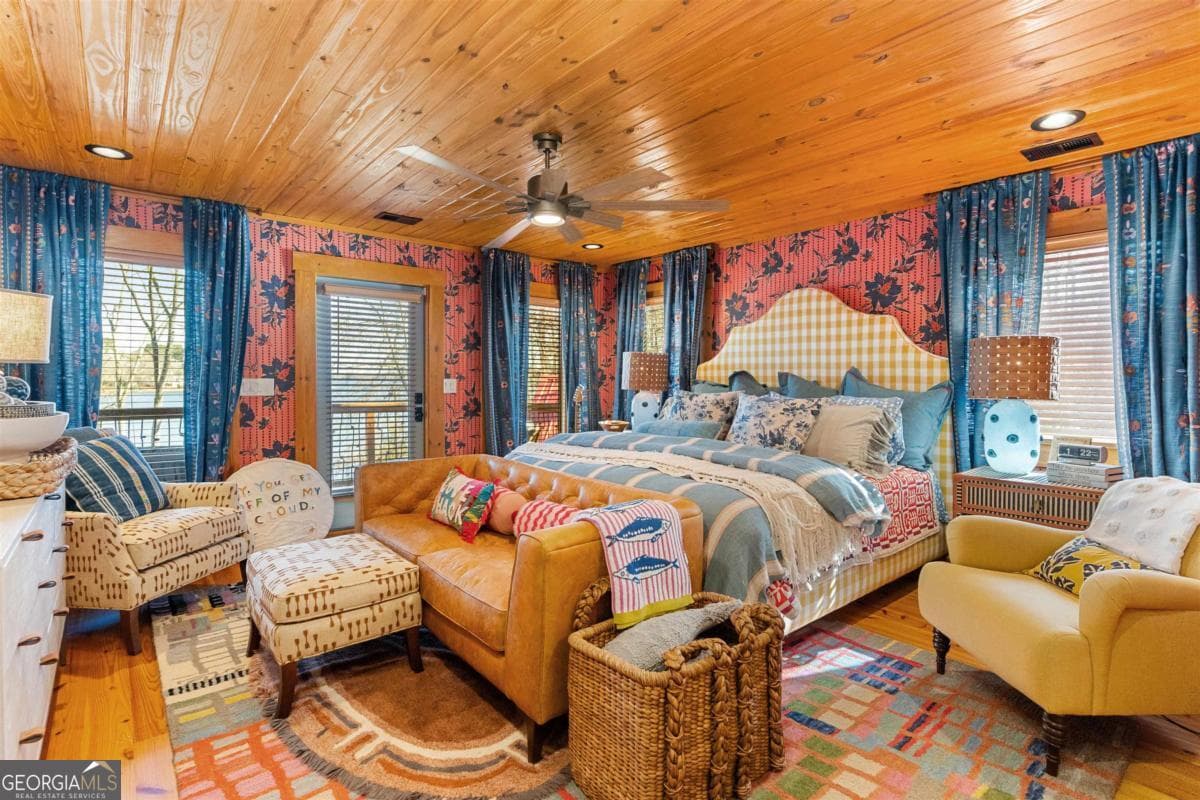 5 bedroom, 6.5 bathroom, 5,851 sq ft single family residence for sale at 125 Rock Island Lane, Eatonton, GA 31024 — photo 5