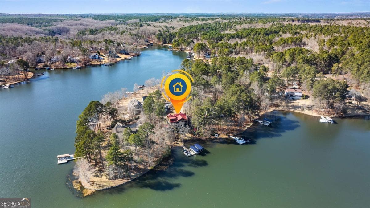 5 bedroom, 6.5 bathroom, 5,851 sq ft single family residence for sale at 125 Rock Island Lane, Eatonton, GA 31024 — photo 10