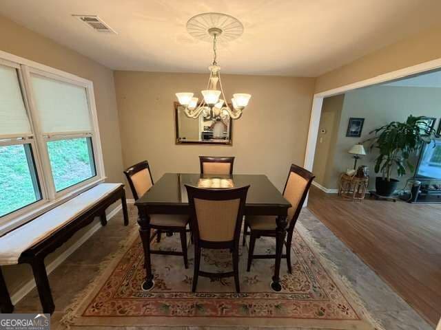 2 bedroom, 2 bathroom, 1,400 sq ft single family residence for sale at 862 Price Road, Dawsonville, GA 30534 — photo 5