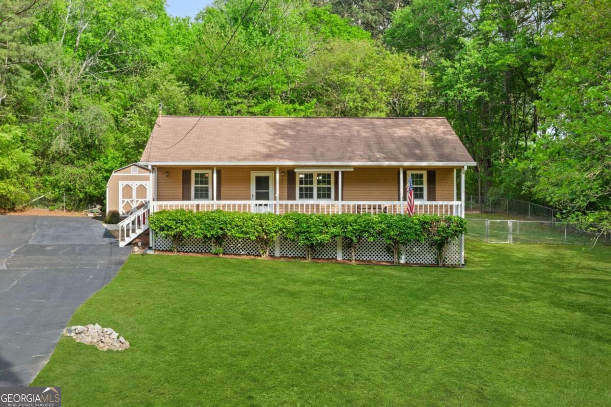 3 bedroom, 3 bathroom, 1,384 sq ft single family residence sold at 6 Turner Lane, Dallas, GA 30157