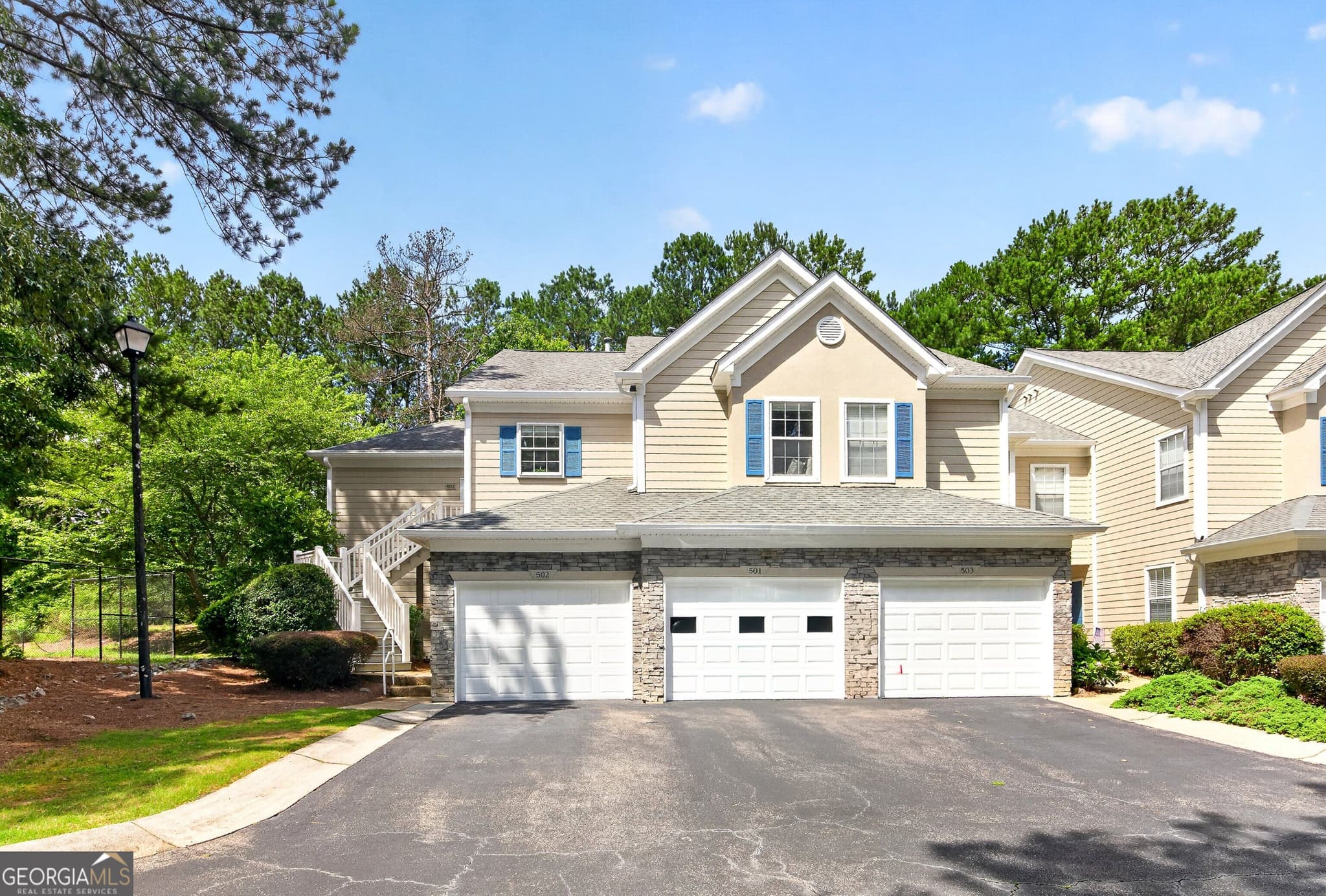 3 bedroom, 2 bathroom, 1,368 sq ft condominium for sale at 502 Peachtree Club Drive, Peachtree City, GA 30269 — photo 2