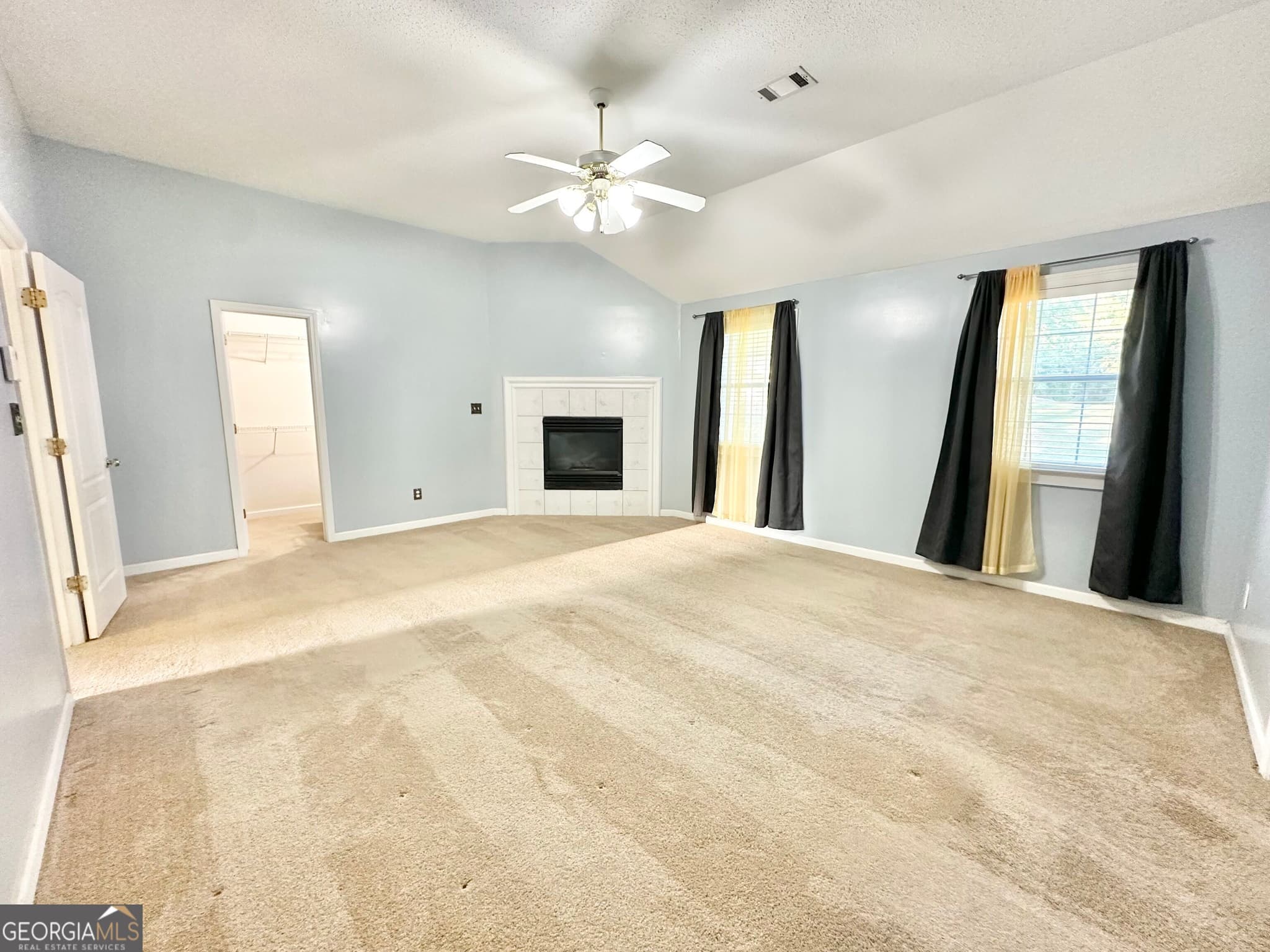 4 bedroom, 2.5 bathroom, 3,347 sq ft single family residence for sale at 12342 Lakeside Parkway, Fayetteville, GA 30215 — photo 6