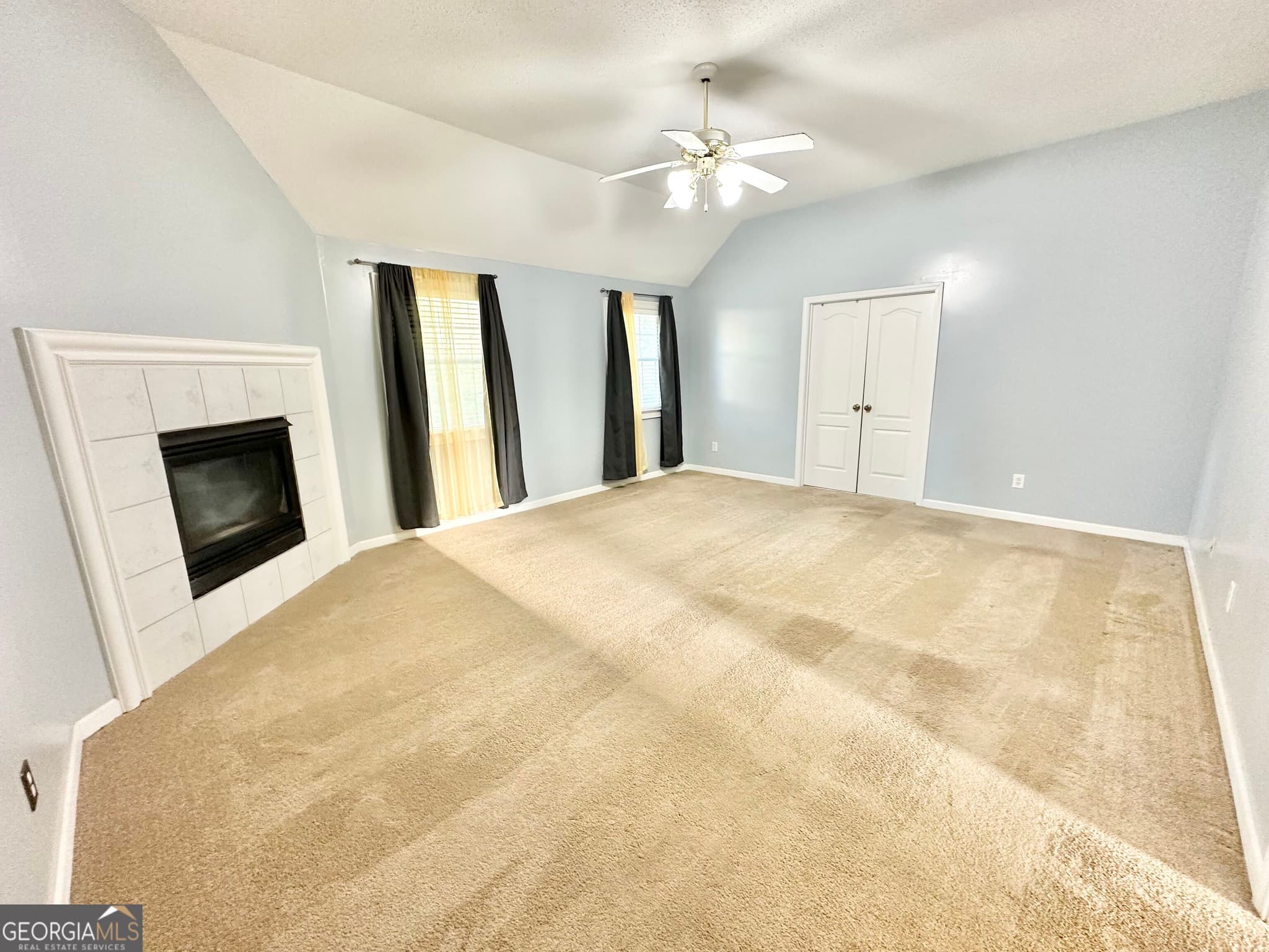 4 bedroom, 2.5 bathroom, 3,347 sq ft single family residence for sale at 12342 Lakeside Parkway, Fayetteville, GA 30215 — photo 5