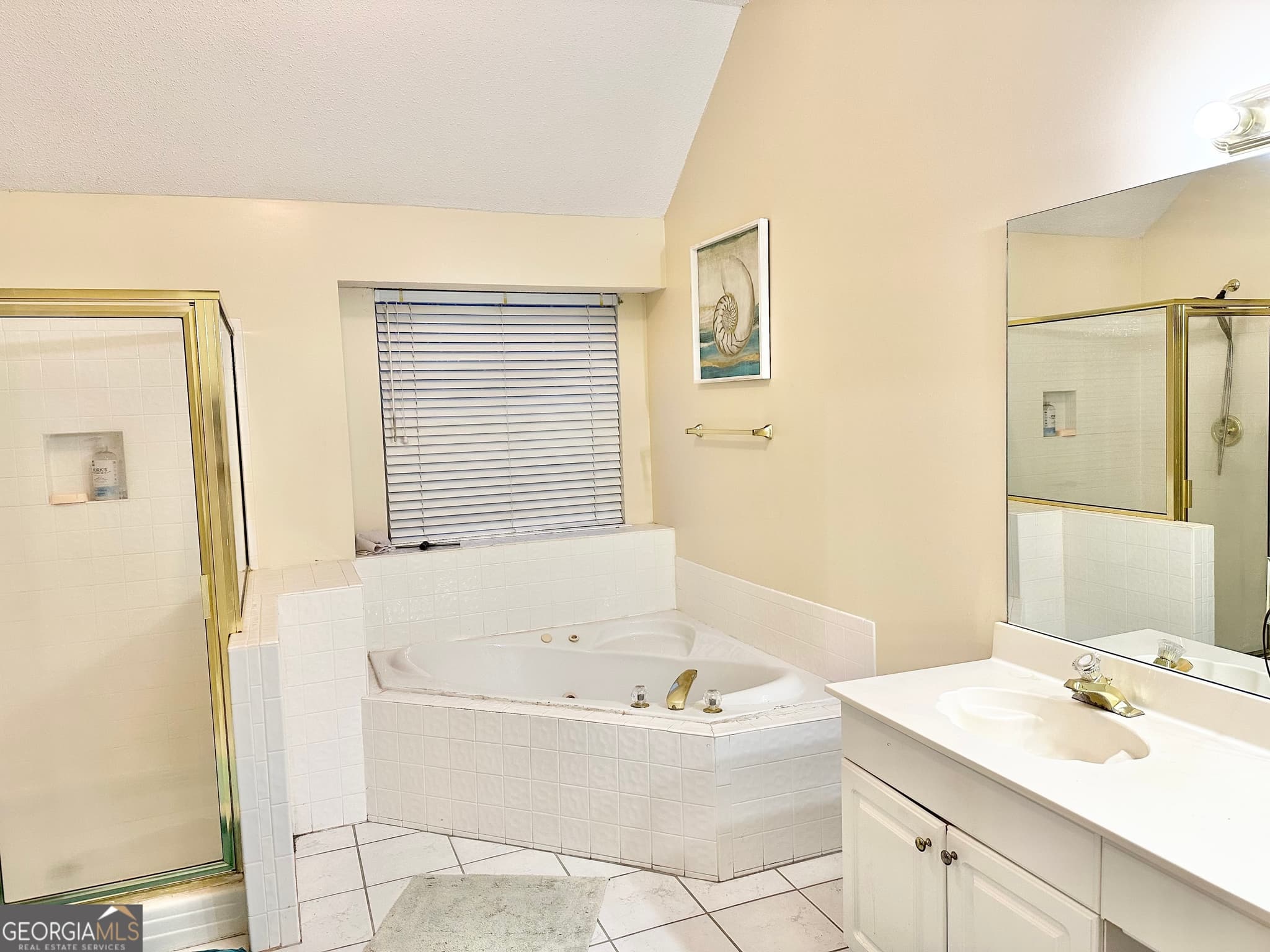 4 bedroom, 2.5 bathroom, 3,347 sq ft single family residence for sale at 12342 Lakeside Parkway, Fayetteville, GA 30215 — photo 9