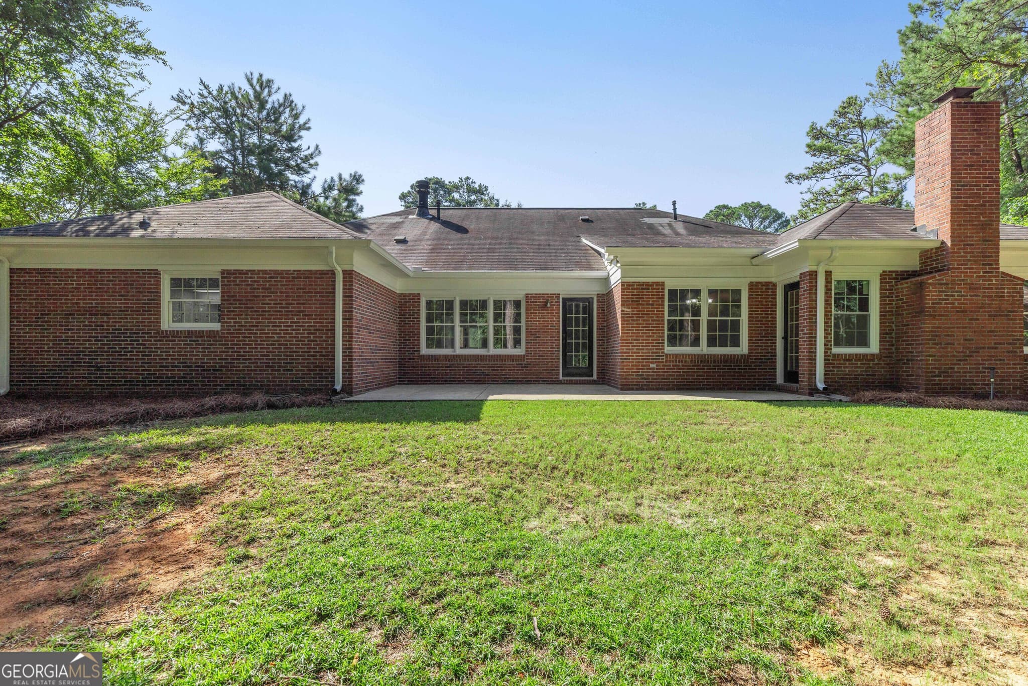3 bedroom, 3 bathroom, 2,565 sq ft single family residence for sale at 1107 Laurelwood Road, Columbus, GA 31904 — photo 6