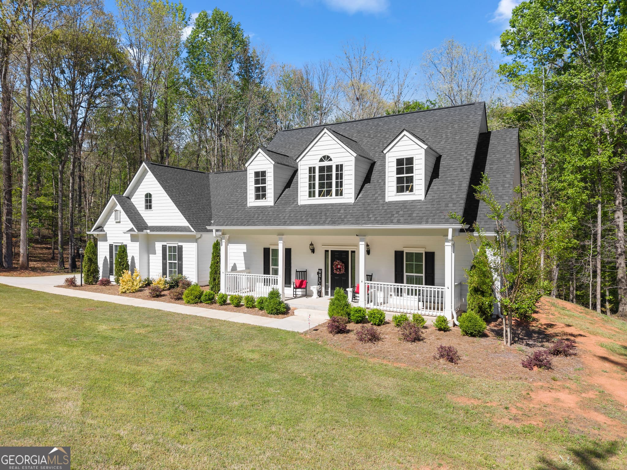 4 bedroom, 3 bathroom, 2,300 sq ft single family residence for sale at 179 Prime Drive, Commerce, GA 30530 — photo 6