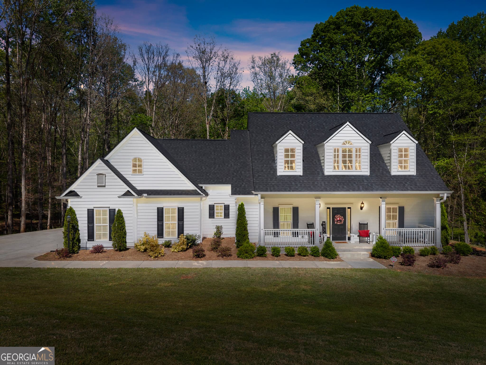 4 bedroom, 3 bathroom, 2,300 sq ft single family residence for sale at 179 Prime Drive, Commerce, GA 30530 — photo 4