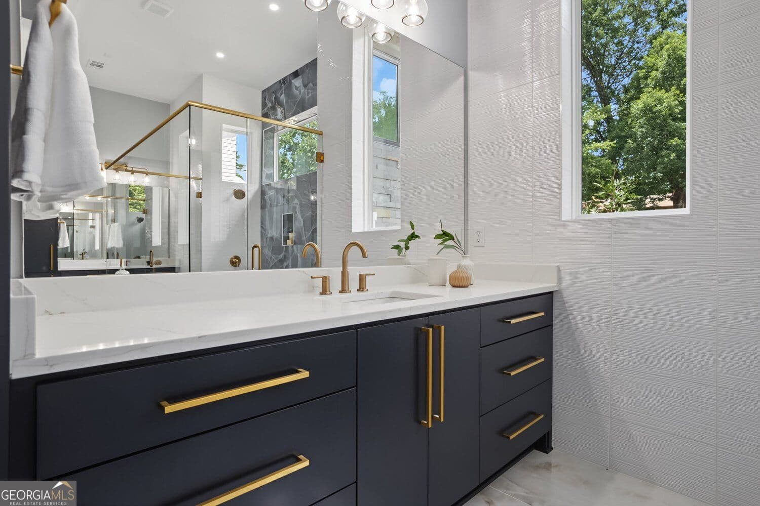 7 bedroom, 6.5 bathroom, 8,742 sq ft single family residence for sale at 4201 Fairgreen Terrace, Marietta, GA 30068 — photo 8