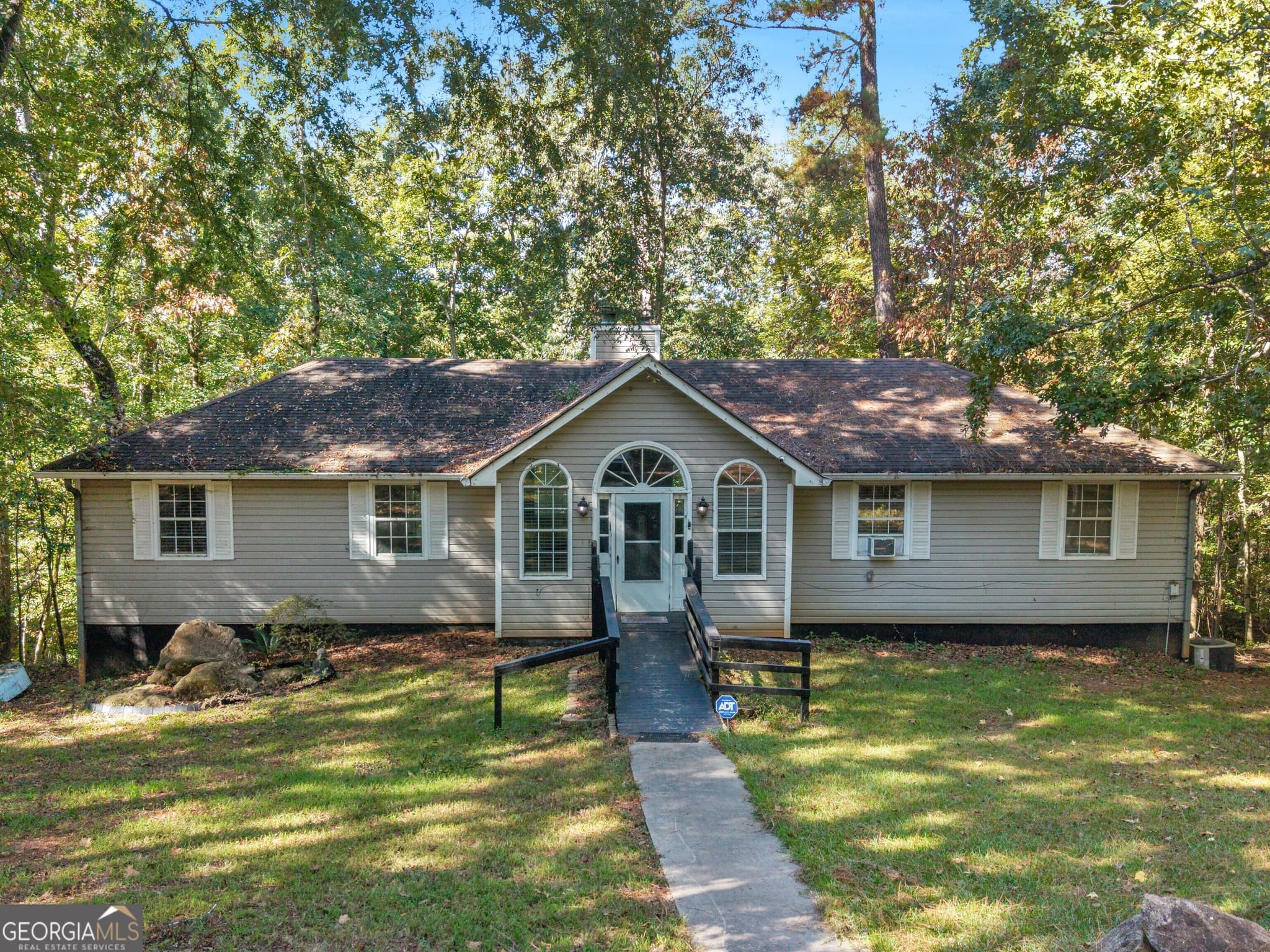 4 bedroom, 2.5 bathroom, 2,864 sq ft single family residence for sale at 117 Nighthawk Court, Monticello, GA 31064