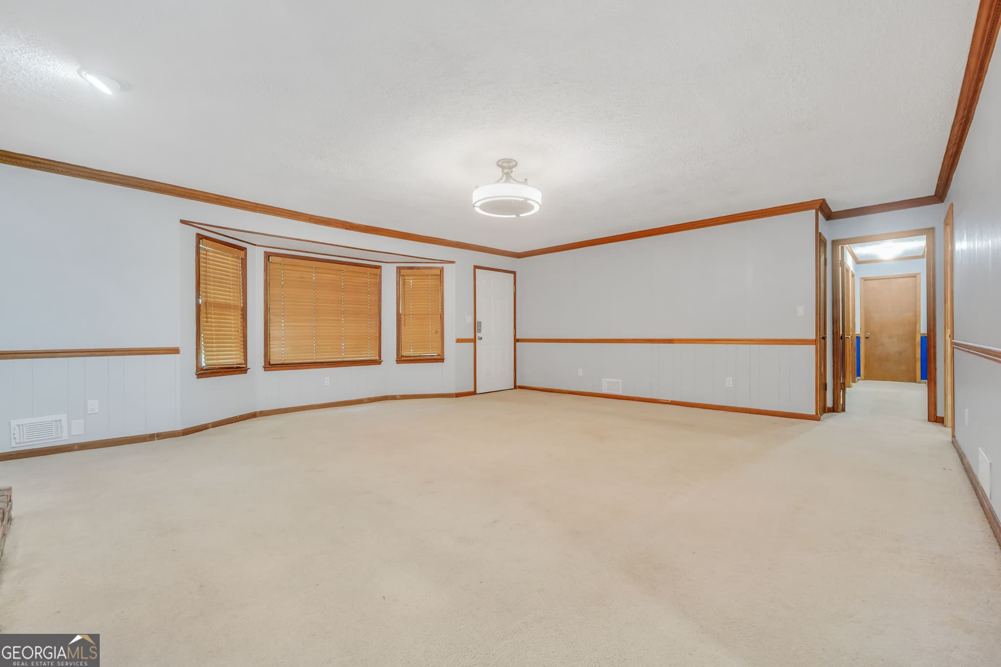 4 bedroom, 3 bathroom, 2,932 sq ft single family residence for sale at 10 Melissa Drive, Stockbridge, GA 30281 — photo 7