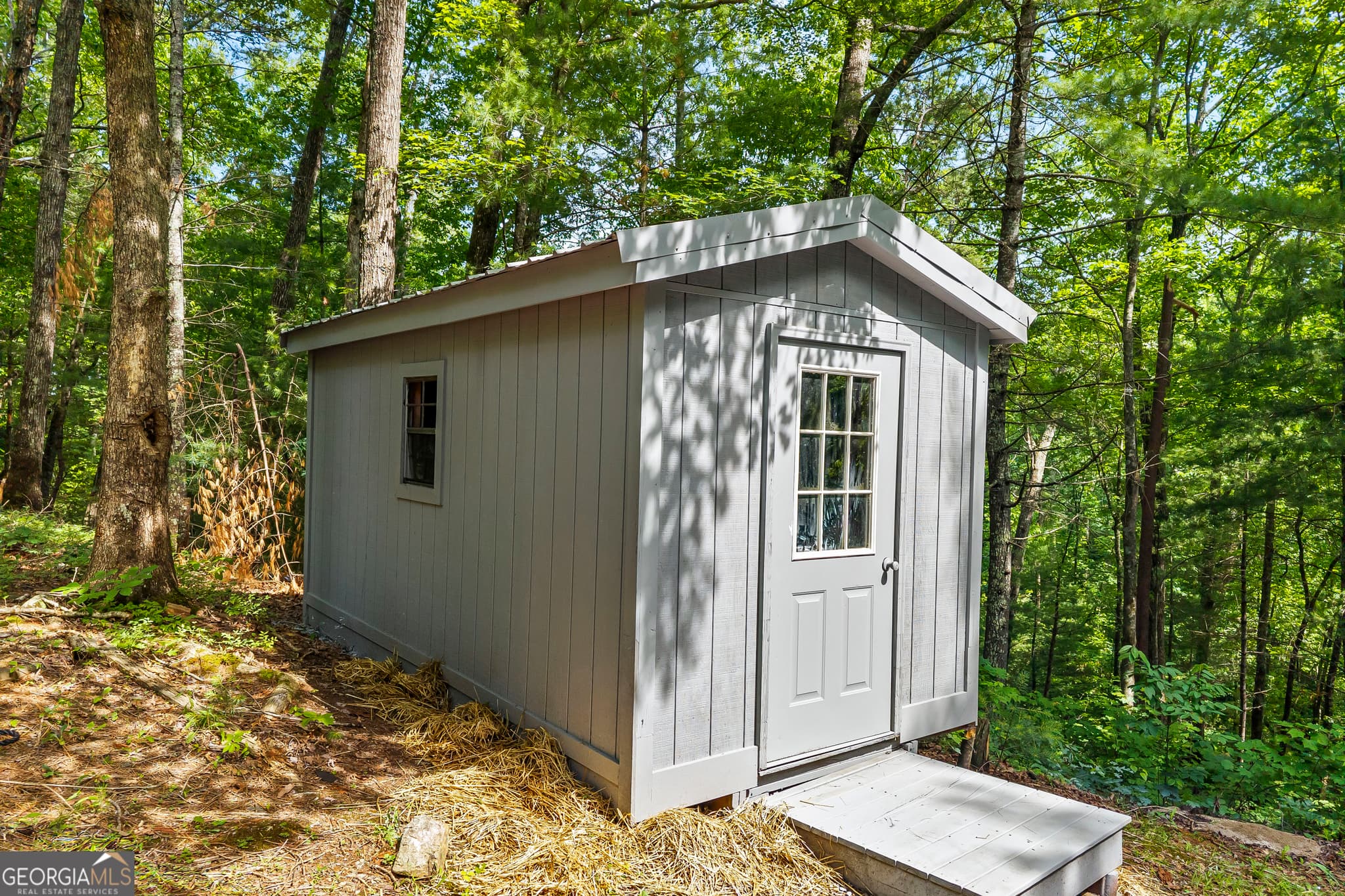 5 bedroom, 3 bathroom, 4,294 sq ft single family residence for sale at 262 Patrick Lane, Helen, GA 30545 — photo 7