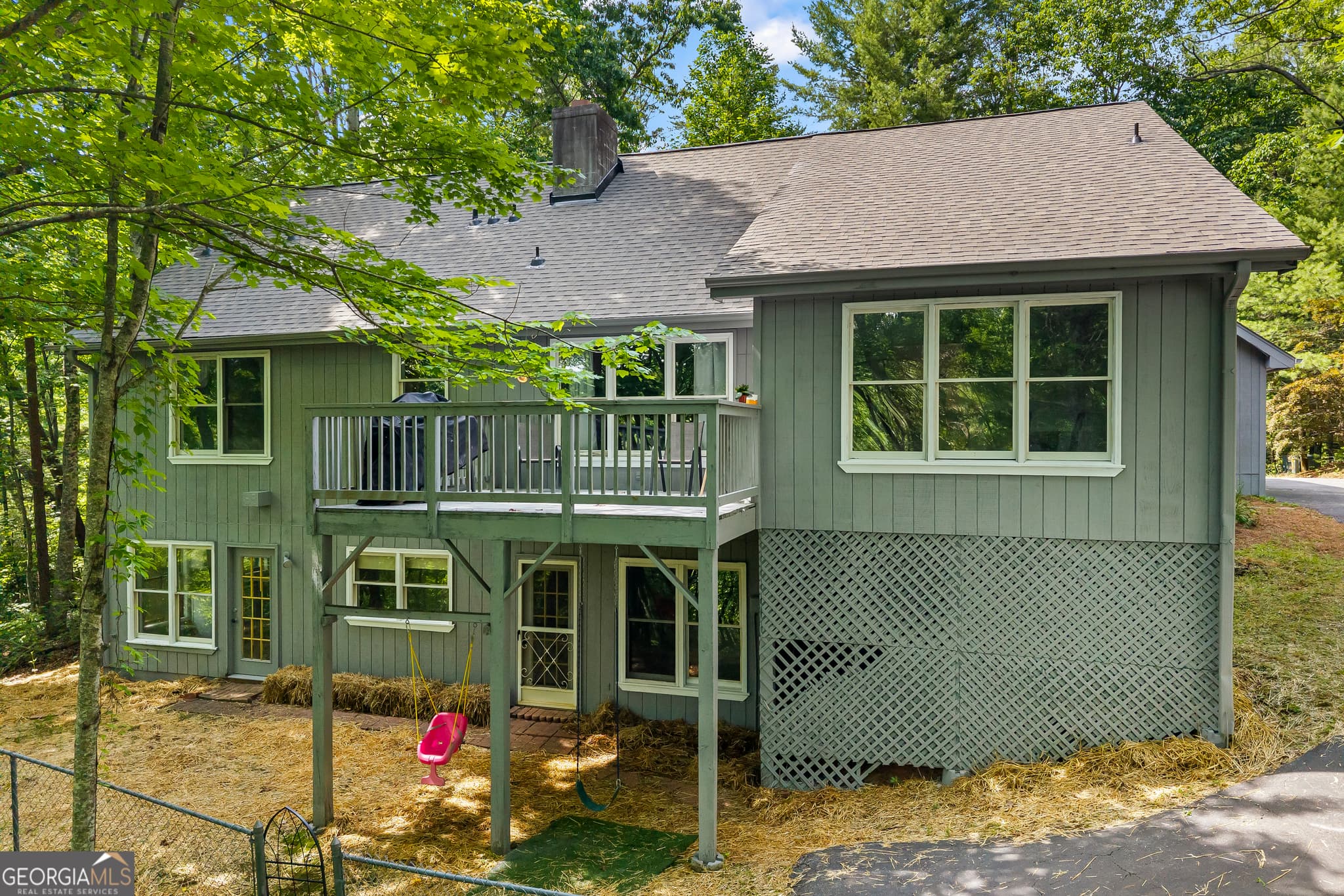 5 bedroom, 3 bathroom, 4,294 sq ft single family residence for sale at 262 Patrick Lane, Helen, GA 30545 — photo 5