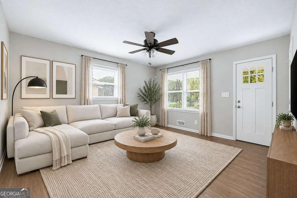 4 bedroom, 2 bathroom, 1,025 sq ft single family residence for sale at 1338 Georgia Avenue, East Point, GA 30344 — photo 7
