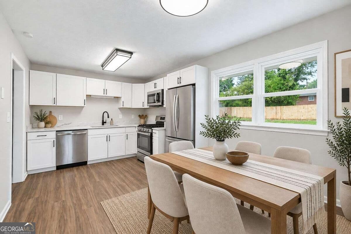 4 bedroom, 2 bathroom, 1,025 sq ft single family residence for sale at 1338 Georgia Avenue, East Point, GA 30344 — photo 10