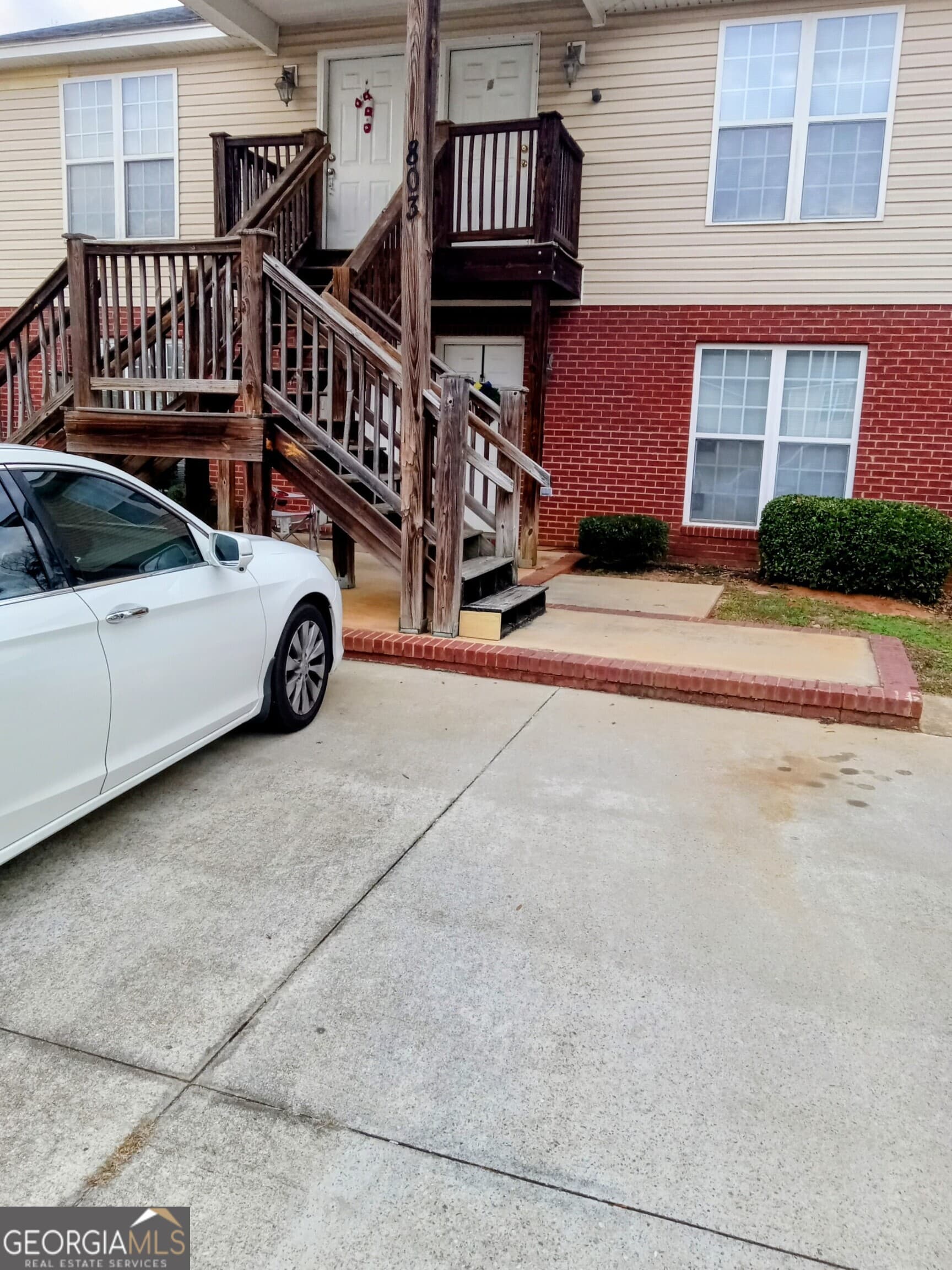 2 bedroom, 2 bathroom, 1,139 sq ft apartment for rent at 803 Cardinal Grove Court, Albany, GA 31701 for $900 a month