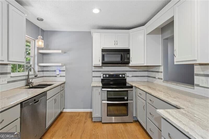 4 bedroom, 2 bathroom, 1,152 sq ft single family residence for sale at 31 Trina Avenue, Kennesaw, GA 30144 — photo 7