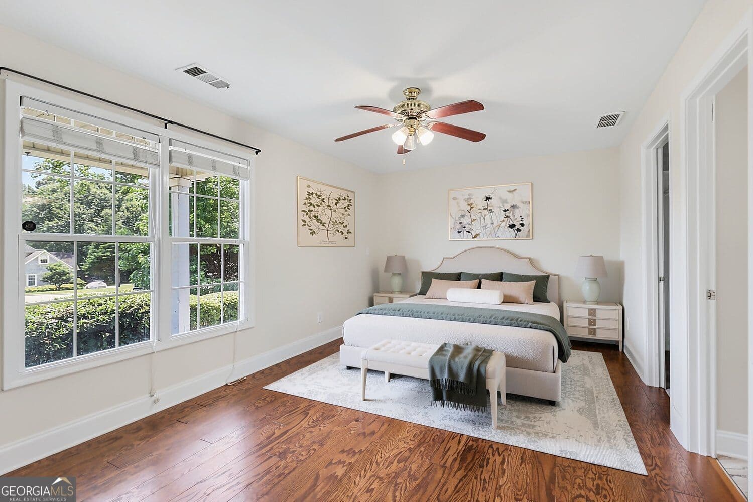 3 bedroom, 2 bathroom, 2,155 sq ft single family residence for sale at 84 Hidden Lakes Court, Newnan, GA 30263 — photo 4