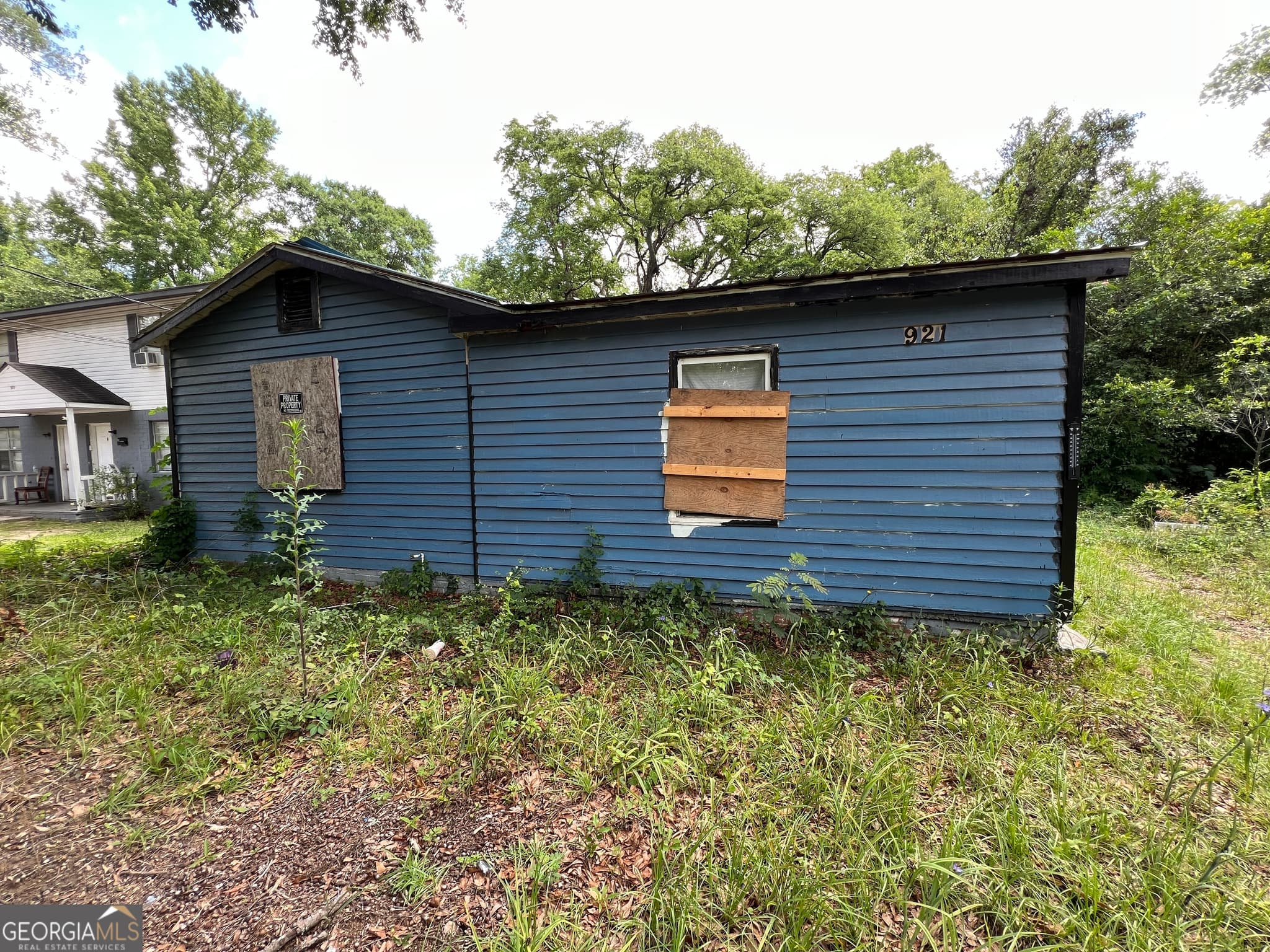 3 bedroom, 1 bathroom, 1,050 sq ft single family residence for sale at 921 Magnolia Drive, Macon, GA 31217