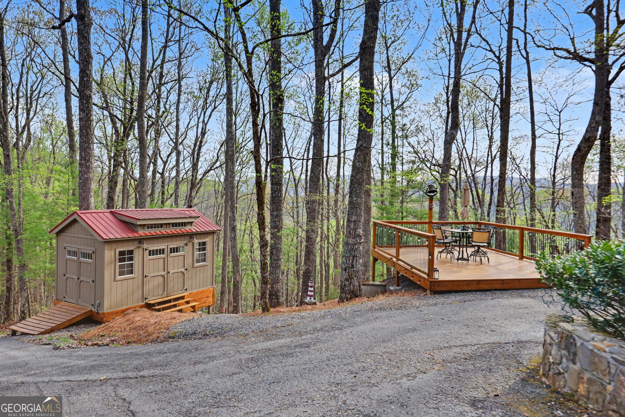 2 bedroom, 2 bathroom, 2,164 sq ft cabin,single family residence for sale at 8528 Soapstone Creek Trail, Hiawassee, GA 30546 — photo 6