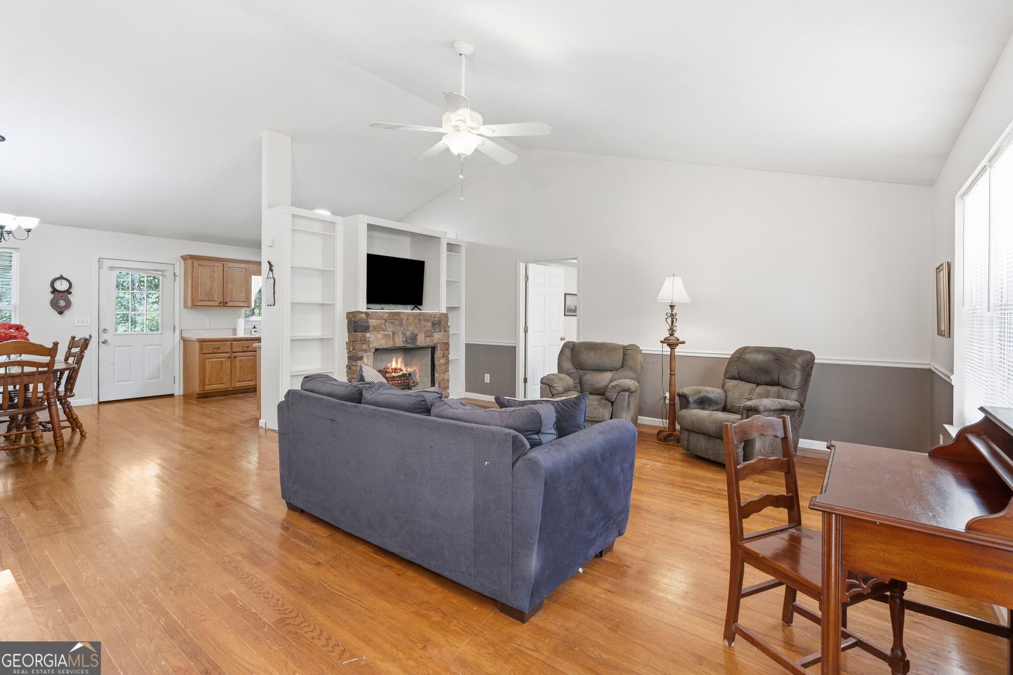 5 bedroom, 3 bathroom, 3,000 sq ft single family residence for sale at 23 High Meadow Trail, Cleveland, GA 30528 — photo 6