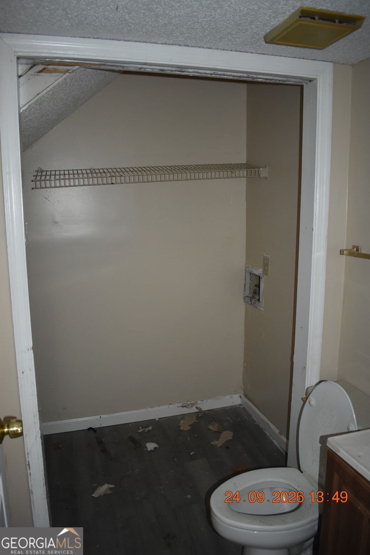2 bedroom, 1.5 bathroom, 1,120 sq ft single family residence for rent at 4397 Azalea Drive, Macon, GA 31210 for $1,050 a month — photo 9