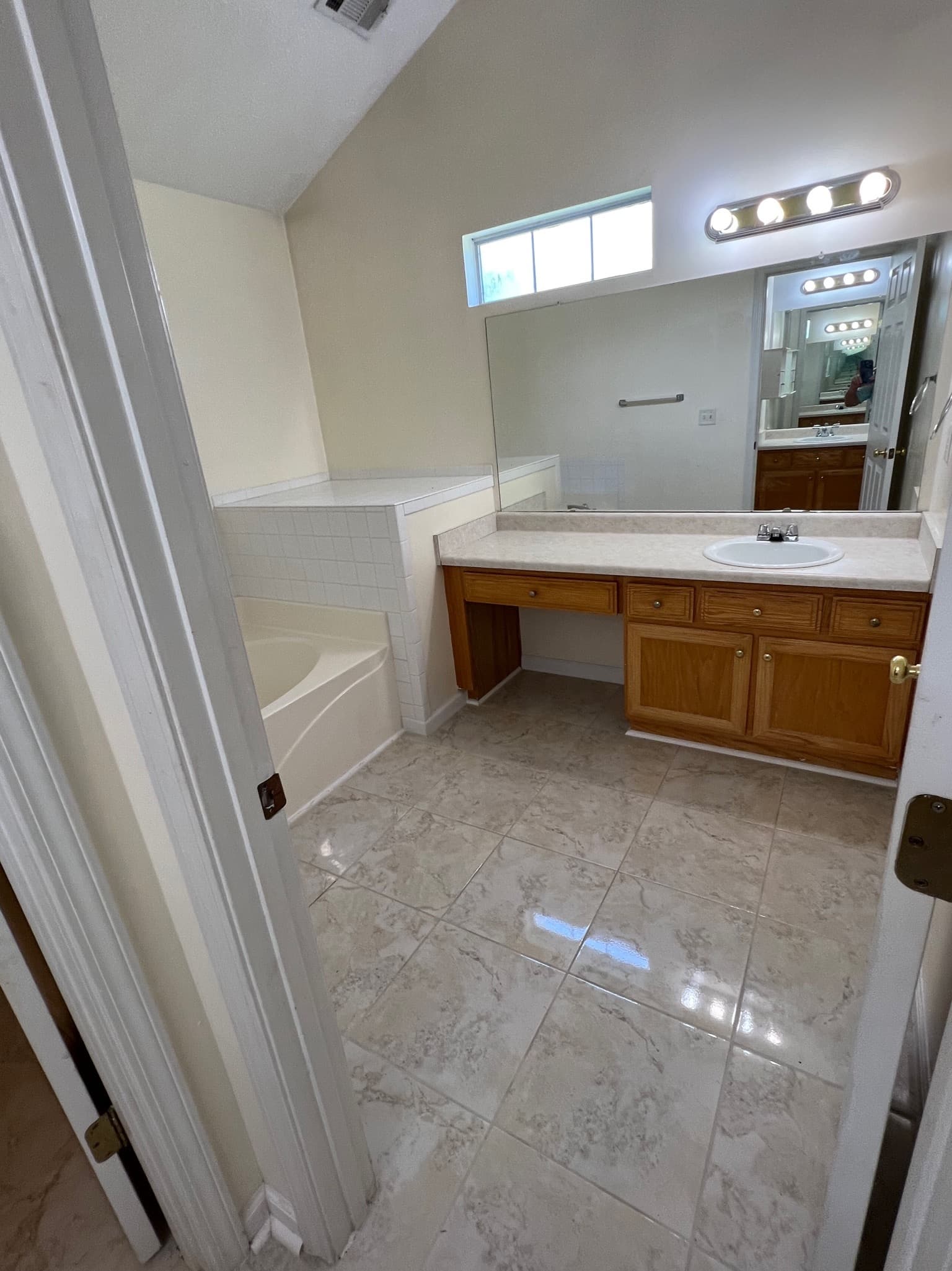 3 bedroom, 2 bathroom, 1,800 sq ft single family residence for rent at 3769 Stagecoach Pass, Ellenwood, GA 30294 for $2,150 a month — photo 10