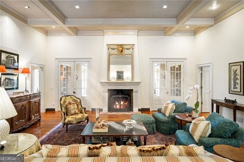 6 bedroom, 5 bathroom, 6,327 sq ft single family residence for sale at 10180 Capps Ferry Road, Chattahoochee Hills, GA 30268 — photo 7