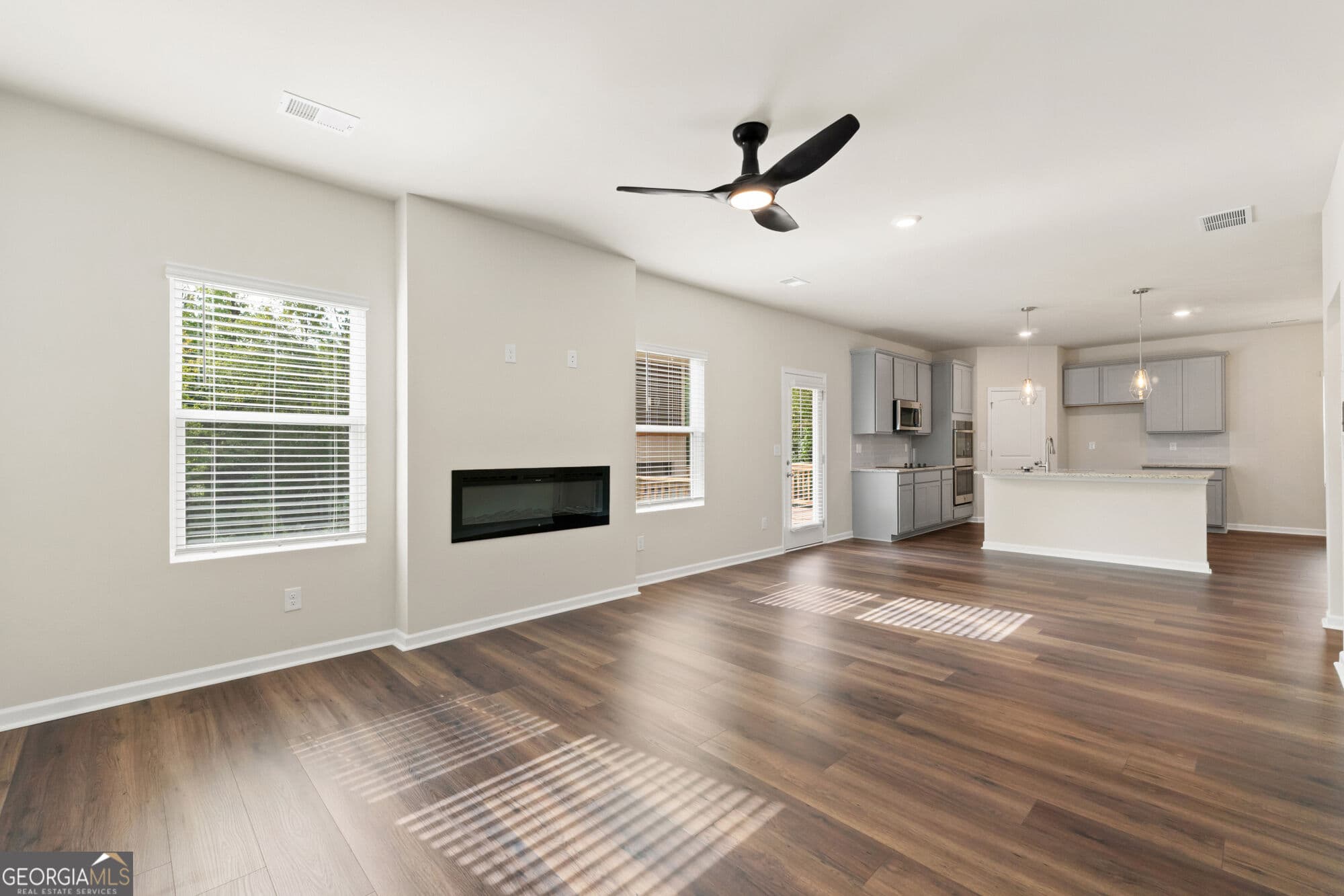 4 bedroom, 3 bathroom, 2,500 sq ft single family residence for sale at 1861 Millstone Manor, Conyers, GA 30013 — photo 9