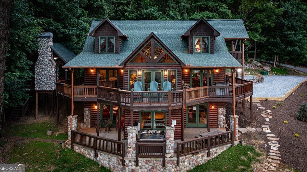 4 bedroom, 3.5 bathroom, 3,150 sq ft cabin,single family residence for sale at 175 Cochise Road 19, Blue Ridge, GA 30513 — photo 3