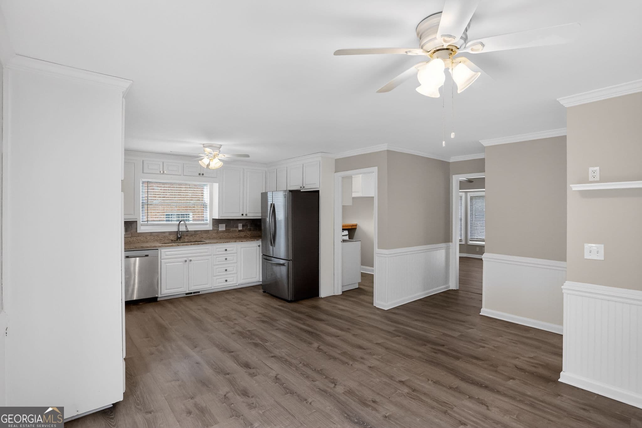 5 bedroom, 3 bathroom, 3,200 sq ft single family residence for rent at 3445 Johnson Ferry Road, Roswell, GA 30075 for $3,540 a month — photo 5