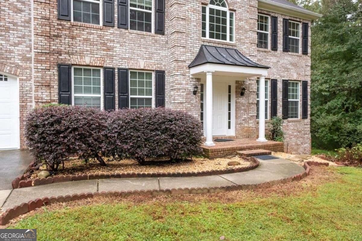 6 bedroom, 5 bathroom, 5,075 sq ft single family residence for rent at 6031 Burnt Hickory Trail, Powder Springs, GA 30127 for $3,100 a month — photo 5