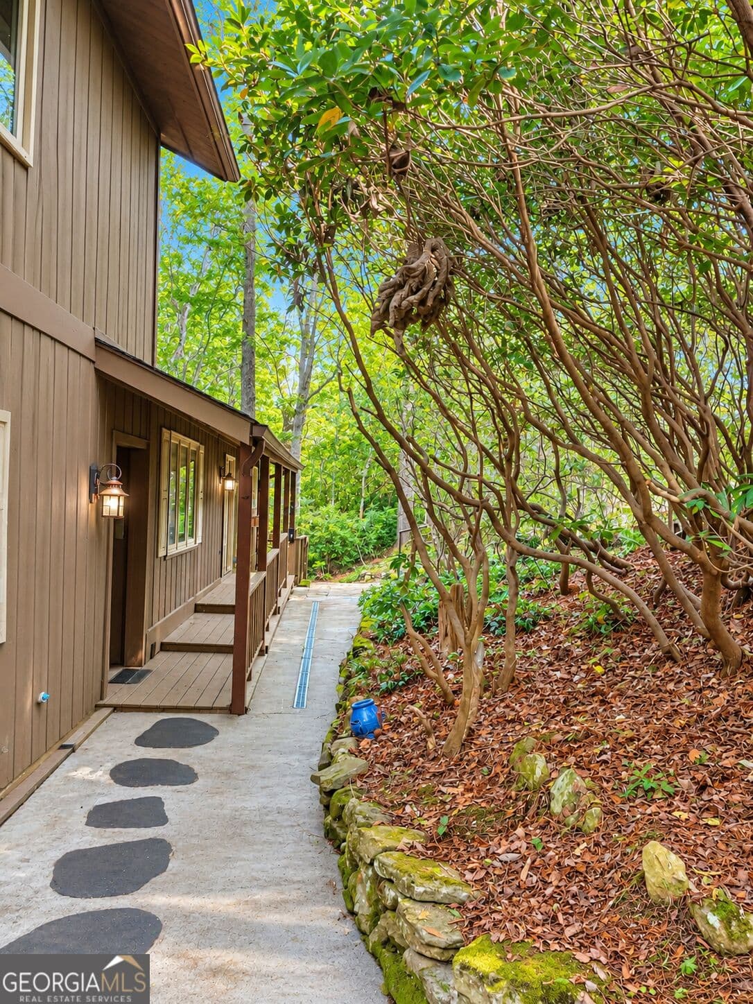 5 bedroom, 4 bathroom, 3,552 sq ft cabin,single family residence for sale at 722 Woodbrier, Sautee Nacoochee, GA 30571 — photo 2