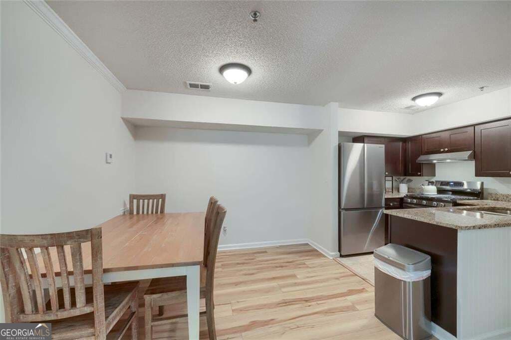 2 bedroom, 2 bathroom, 1,132 sq ft condominium for sale at 217 Cobblestone Trail, Avondale Estates, GA 30002 — photo 6