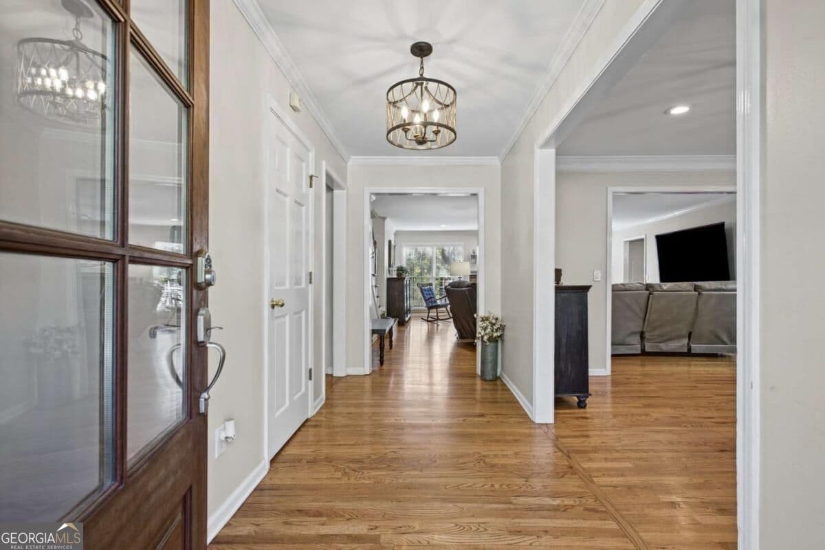 5 bedroom, 3 bathroom, 3,487 sq ft single family residence for sale at 55 Timberlake Cove, Cartersville, GA 30121 — photo 5
