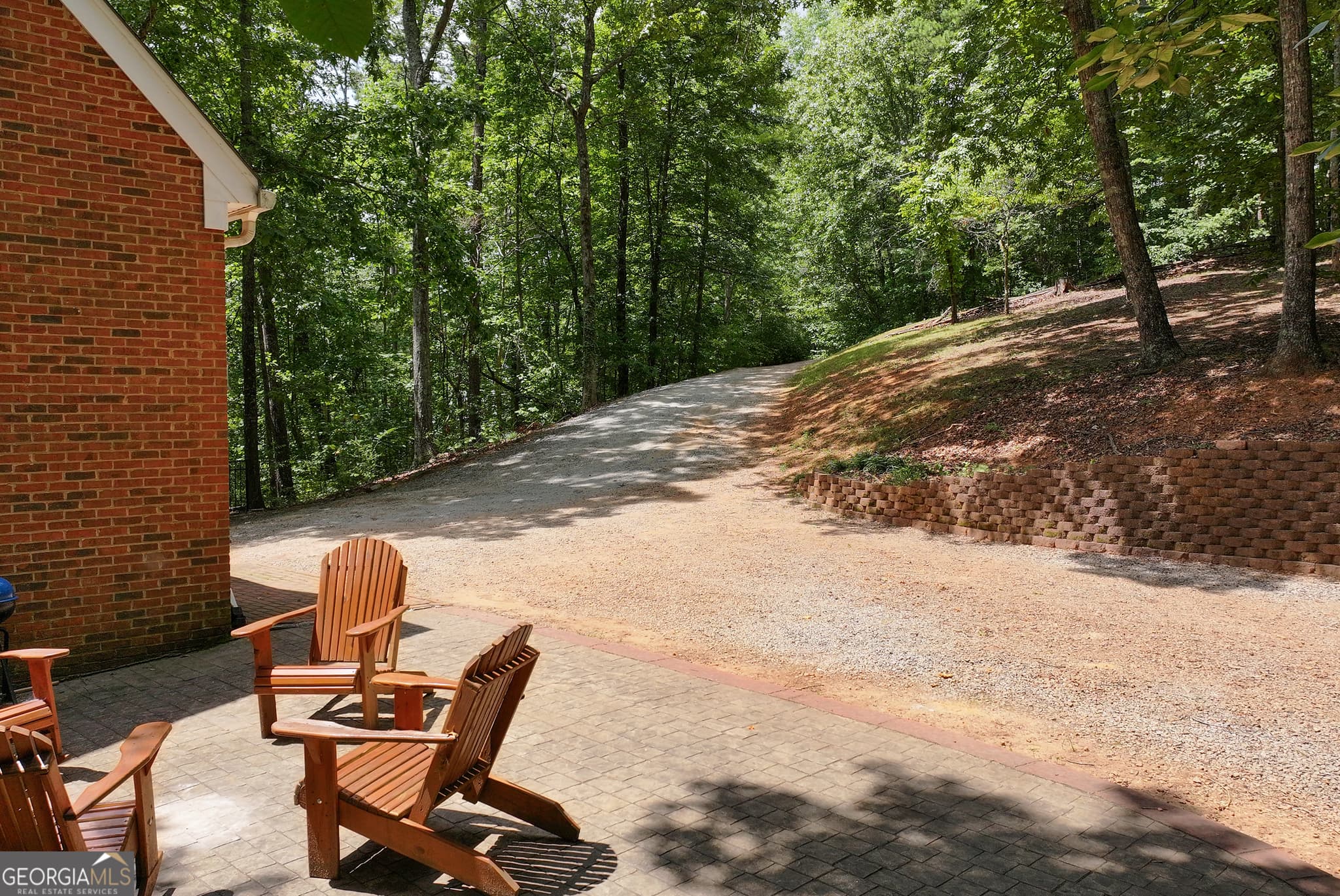 3 bedroom, 2.5 bathroom, 2,656 sq ft single family residence for sale at 3978 Pine Shore Circle, Gainesville, GA 30501 — photo 6