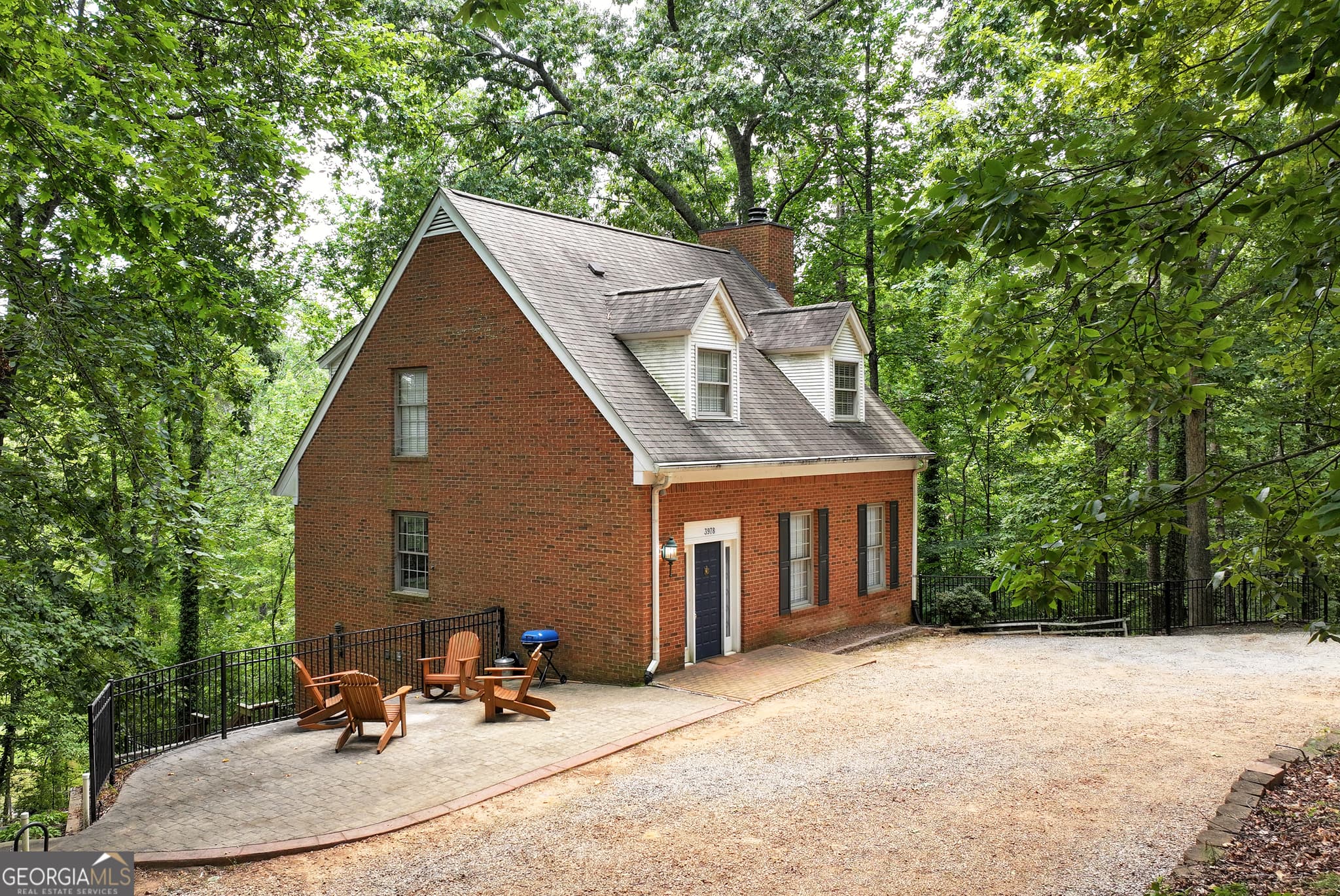 3 bedroom, 2.5 bathroom, 2,656 sq ft single family residence for sale at 3978 Pine Shore Circle, Gainesville, GA 30501 — photo 7