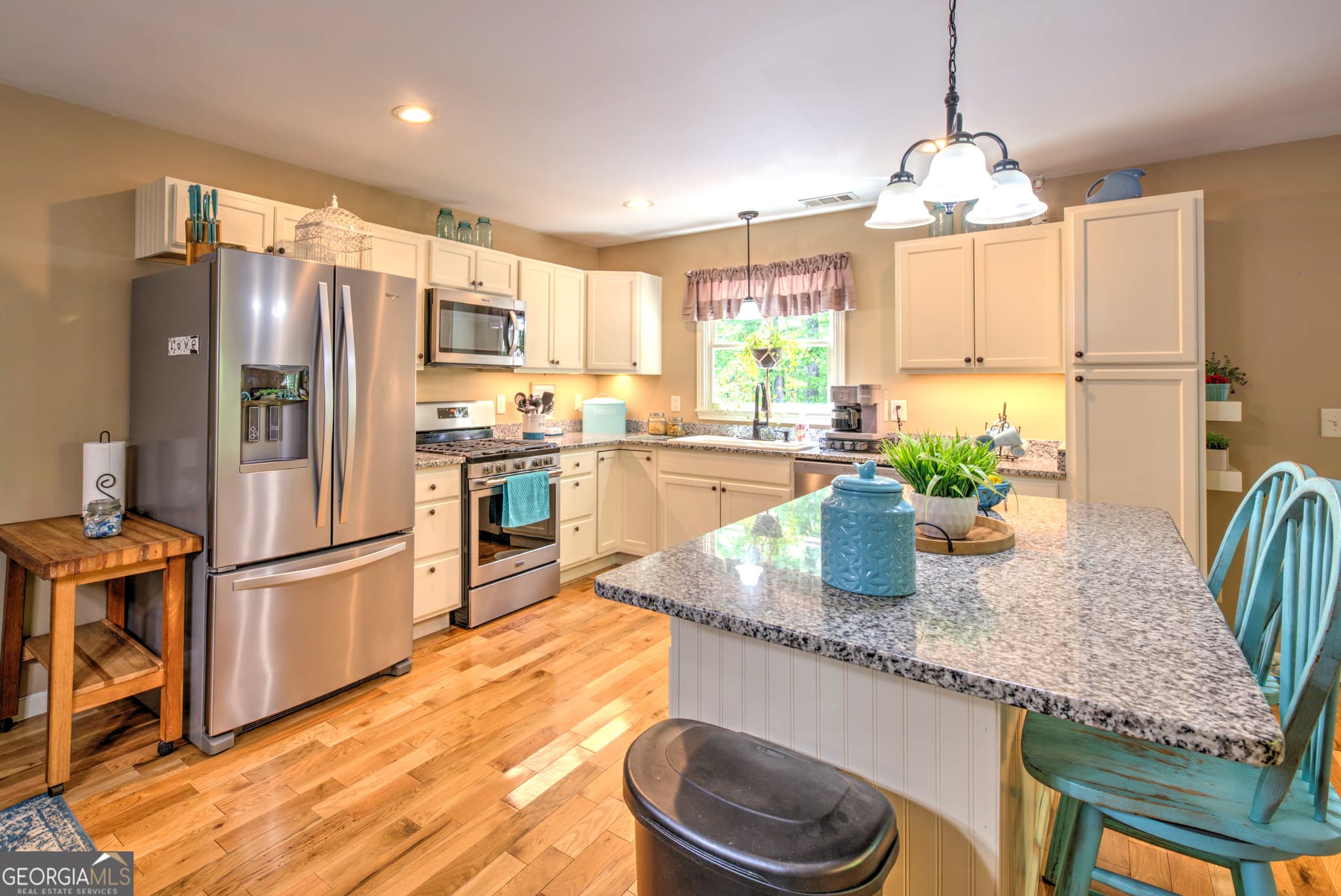 3 bedroom, 2 bathroom, 1,792 sq ft single family residence for sale at 16 Abby Lane, Clayton, GA 30525 — photo 6