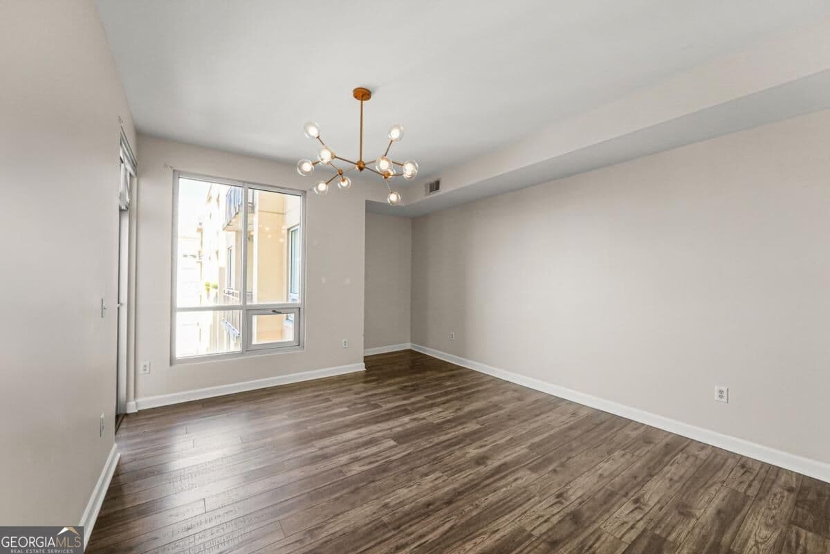 1 bedroom, 1.5 bathroom, 901 sq ft condominium for rent at 711 Cosmopolitan Drive 622, Atlanta, GA 30324 for $2,000 a month — photo 9