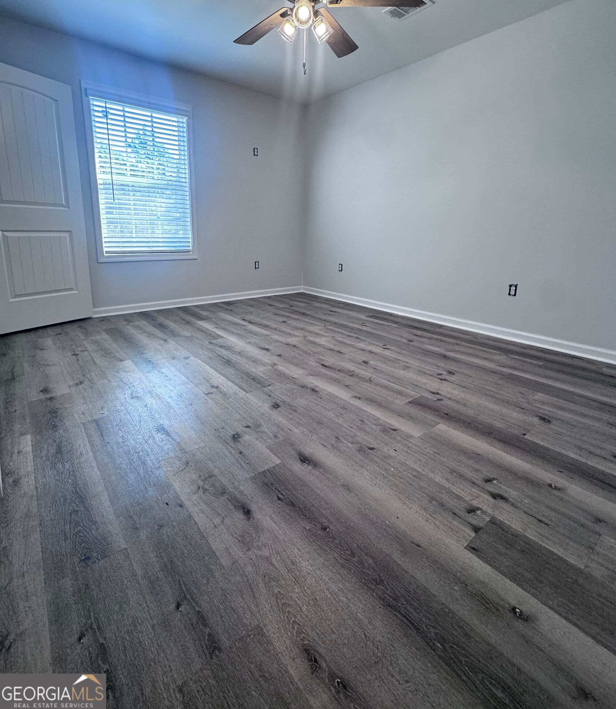 3 bedroom, 2 bathroom, 1,400 sq ft single family residence for sale at 65 Crestview Lane, Claxton, GA 30417 — photo 9
