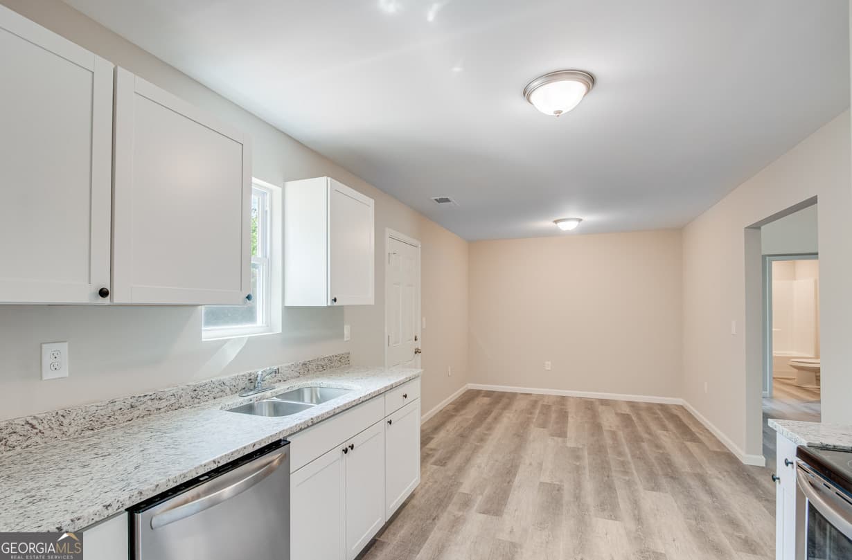 3 bedroom, 2 bathroom, 1,400 sq ft single family residence for rent at 49 Lyla Lane, Canon, GA 30520 for $1,850 a month — photo 9