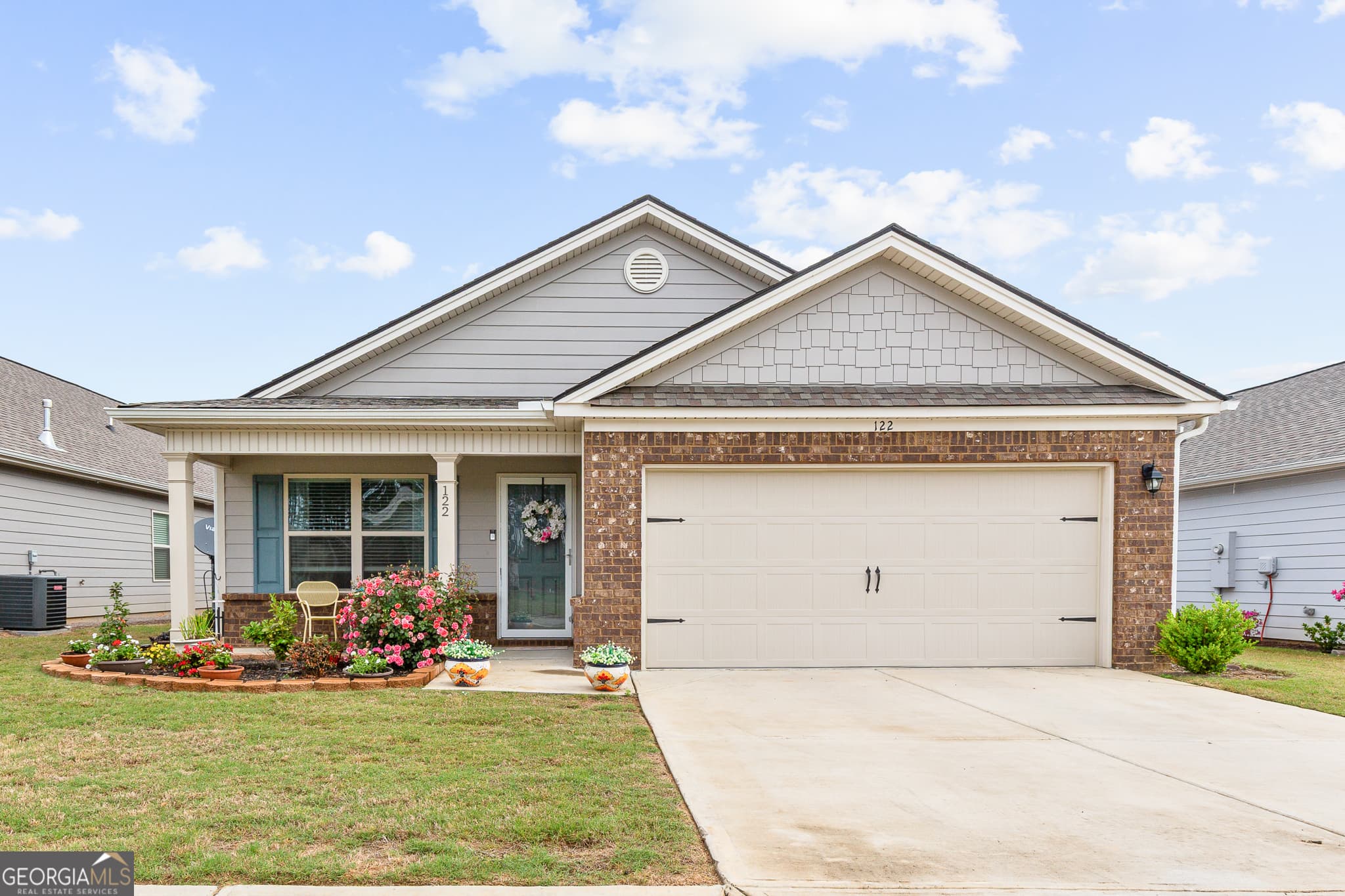 3 bedroom, 2 bathroom, 1,805 sq ft single family residence sold at 122 Widener Memorial Parkway, Winder, GA 30680