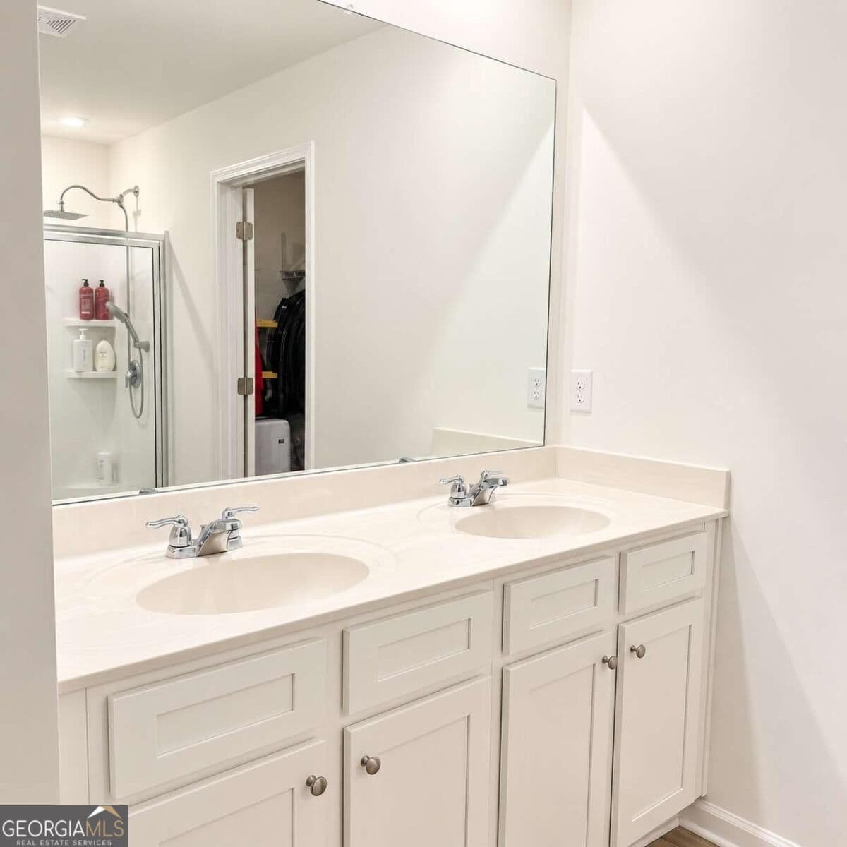 5 bedroom, 2.5 bathroom, 2,315 sq ft single family residence for sale at 987 Evergreen Road, Winder, GA 30680 — photo 5