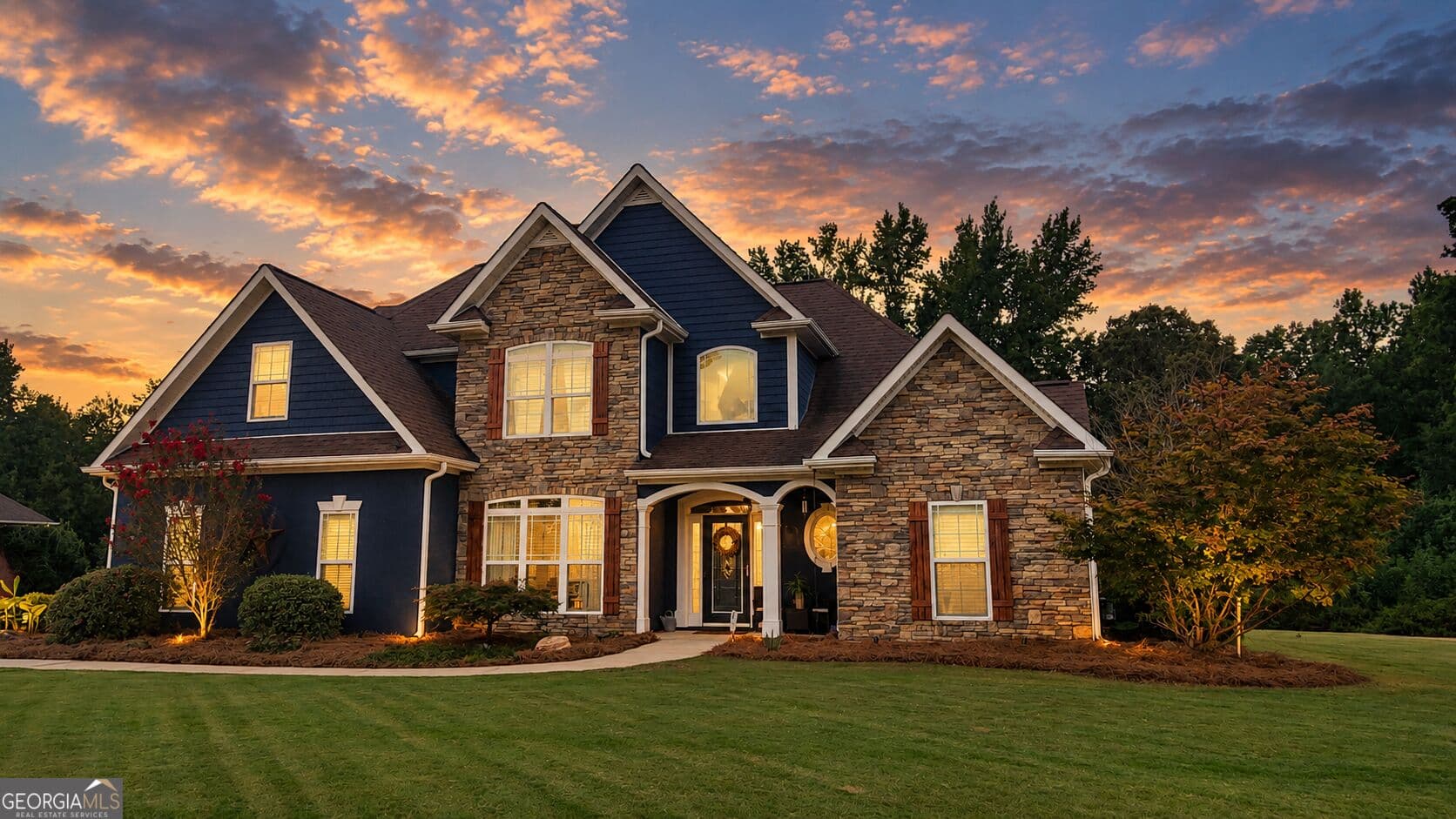 5 bedroom, 3.5 bathroom, 2,647 sq ft single family residence for sale at 128 Windsor Court, Williamson, GA 30292