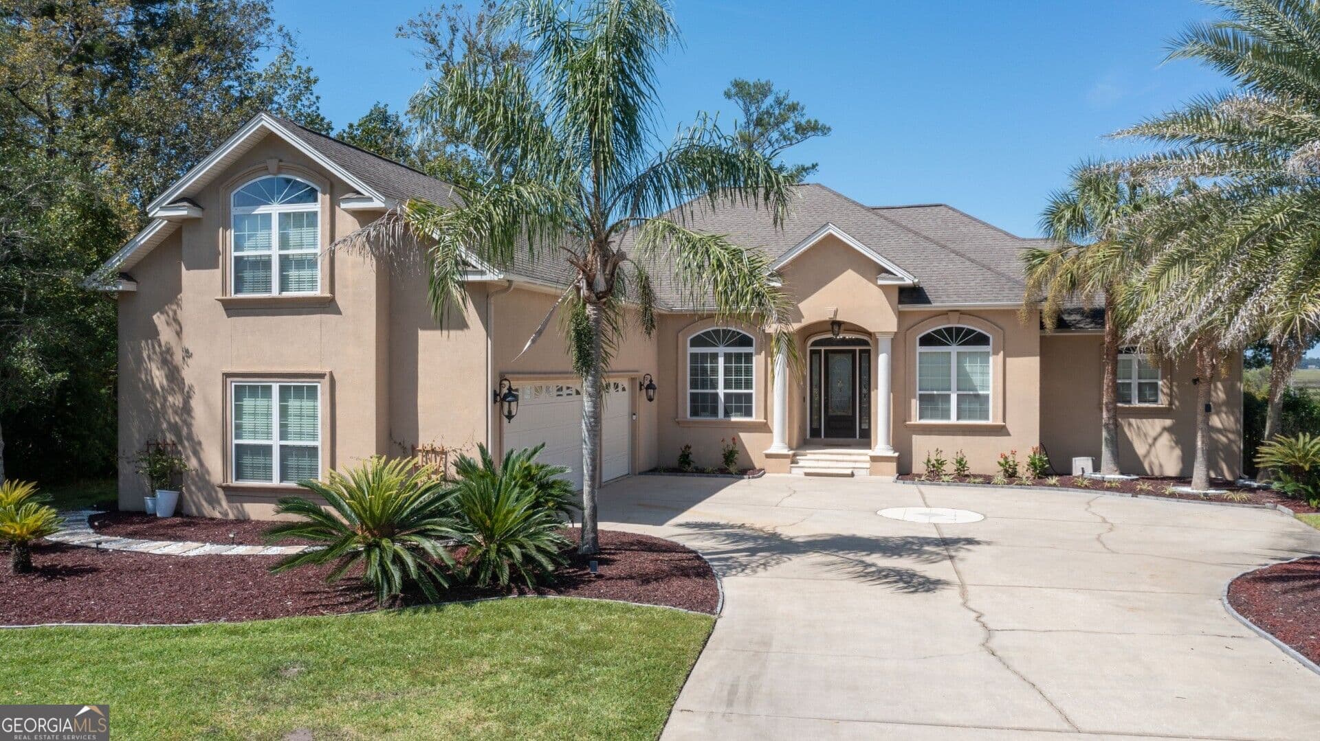 5 bedroom, 4.5 bathroom, 3,336 sq ft single family residence for sale at 136 Bryce Ryan Circle, Kingsland, GA 31548