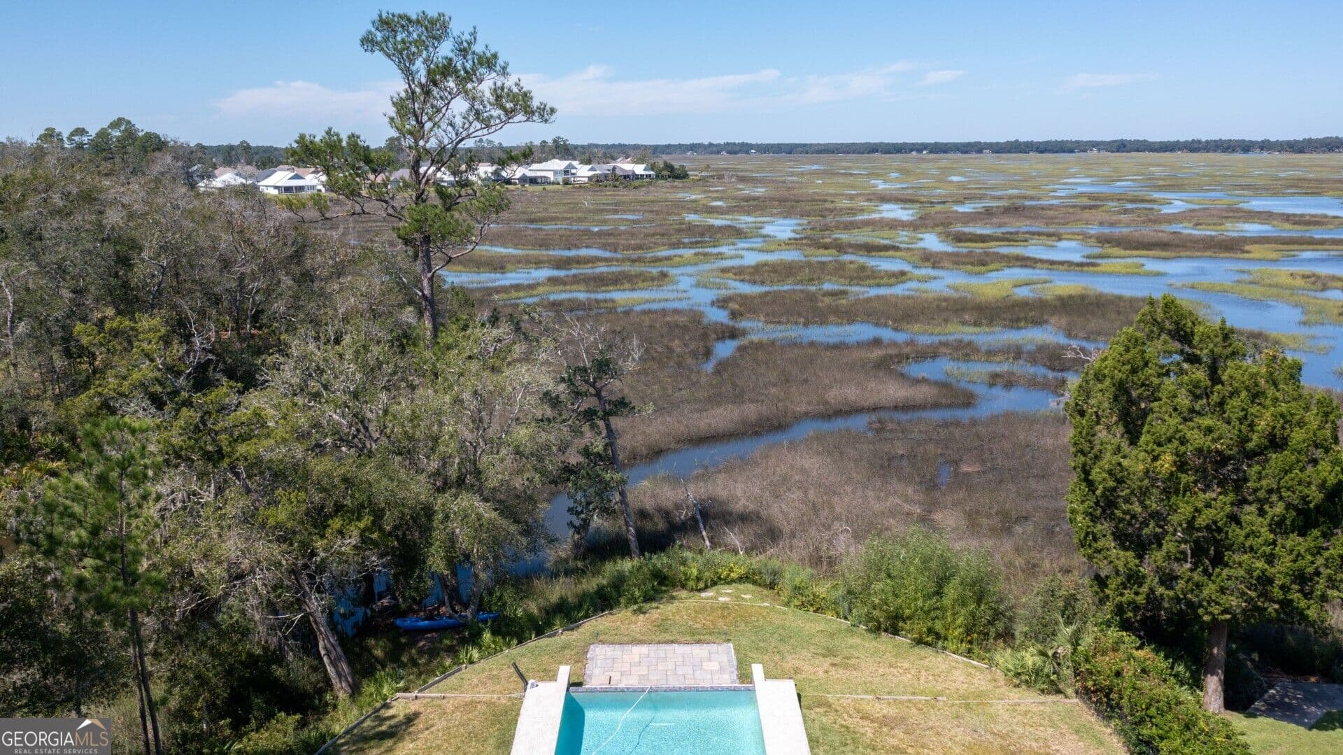 5 bedroom, 4.5 bathroom, 3,336 sq ft single family residence for sale at 136 Bryce Ryan Circle, Kingsland, GA 31548 — photo 8