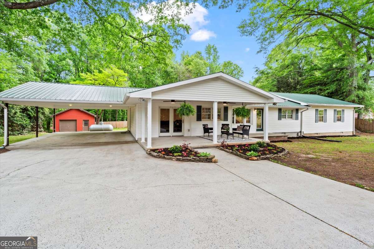 3 bedroom, 2.5 bathroom, 2,146 sq ft single family residence sold at 5766 Macland Road, Powder Springs, GA 30127